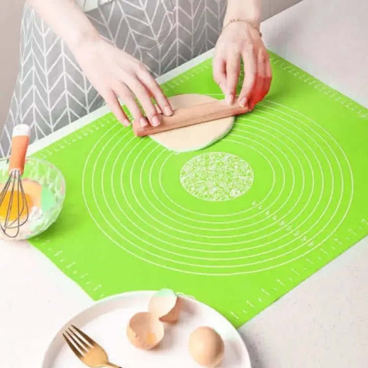 Non-Stick Silicone Roti & Pastry Mat (50 × 40 cm) – With Printed Measurements