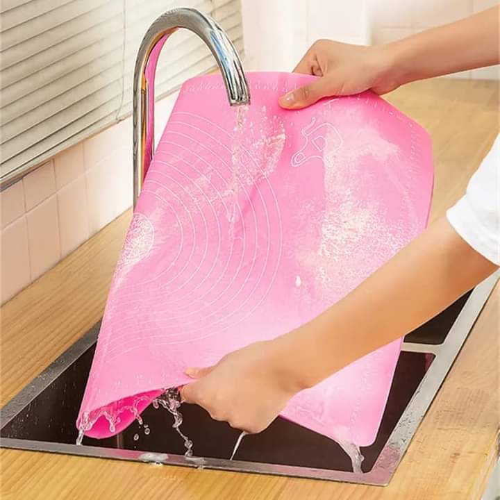 Non-Stick Silicone Roti & Pastry Mat (50 × 40 cm) – With Printed Measurements